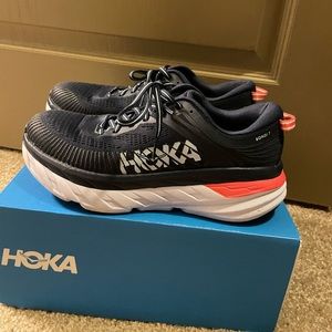 Like New Hoka W Bondi 7 Sneakers